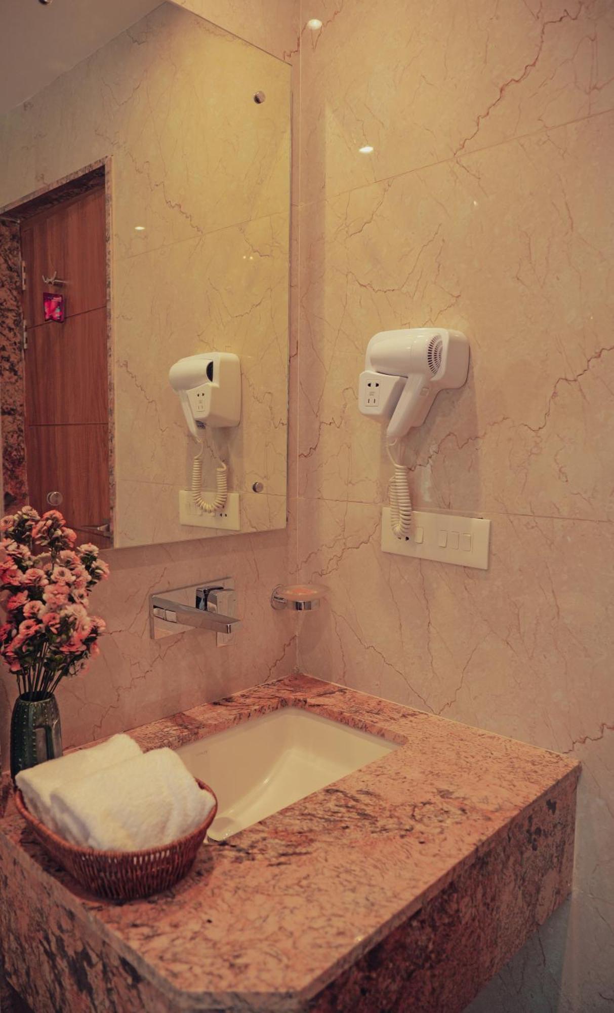 The Novello By Evergreen Mussoorie Bagian luar foto